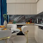 Qoople Excellence By The Sea