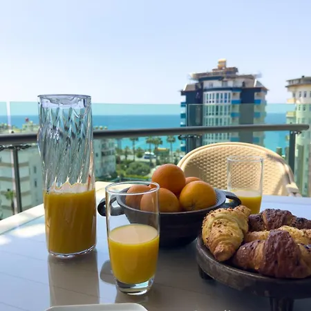 Excellence By The Sea Apartment *