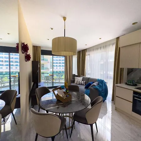 Excellence By The Sea Apartment