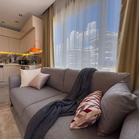 Excellence By The Sea Apartment *