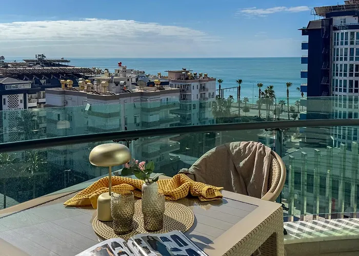 Qoople Excellence By The Sea Apartman *